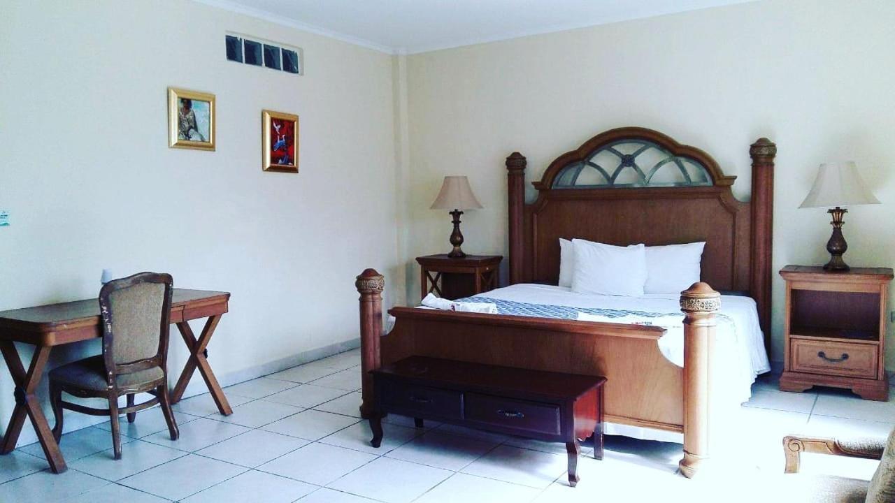 Hotel Carnaval La Ceiba Exteriér fotografie